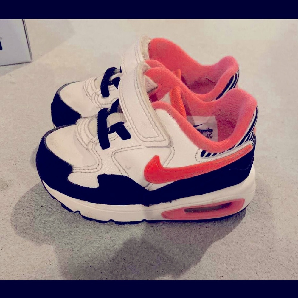 Nike Air Max baby size 6